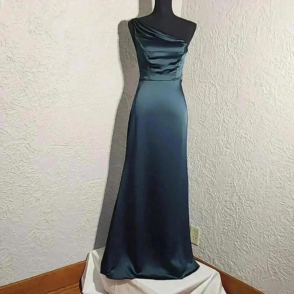 Lovely SATIN Cutout one shoulder maxi dress size 0 - Picture 4 of 14